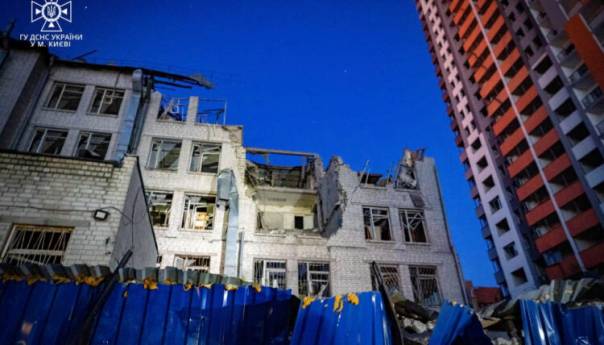 Novi napadi na Kijev projektilima i dronovima trajali satima