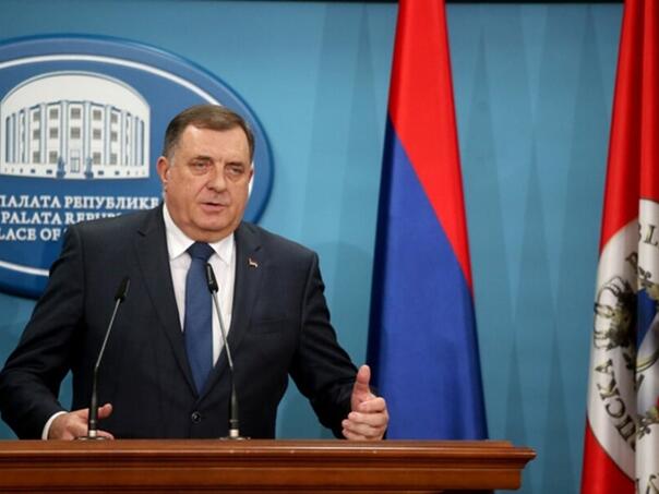 Novi nervozan istup Dodika: Napao ambasadore, Dejton ...