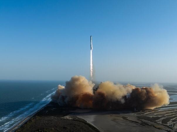 Novi neuspjeh za Muska, Starship eksplodirao nekoliko minuta nakon polijetanja