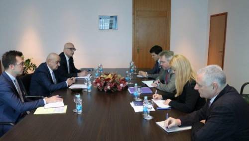 Novi program s MMF-om bio bi poticaj reformama i ulaganjima