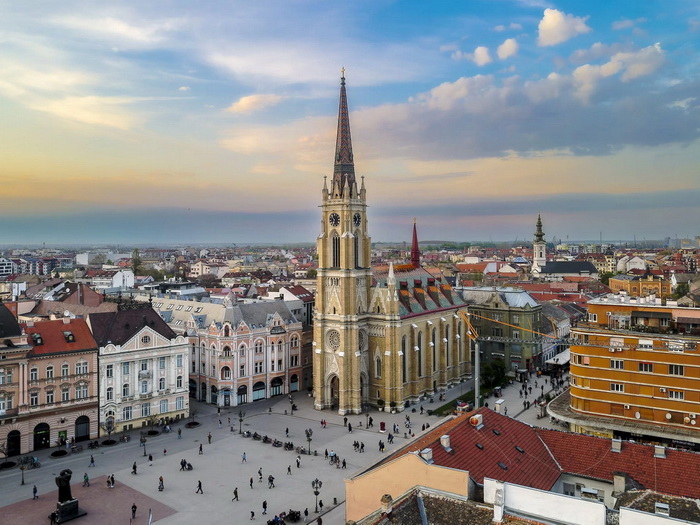 Novi Sad: Dvojica dječaka od 10 i 12 godina osumnjičena za 32 kaznena djela