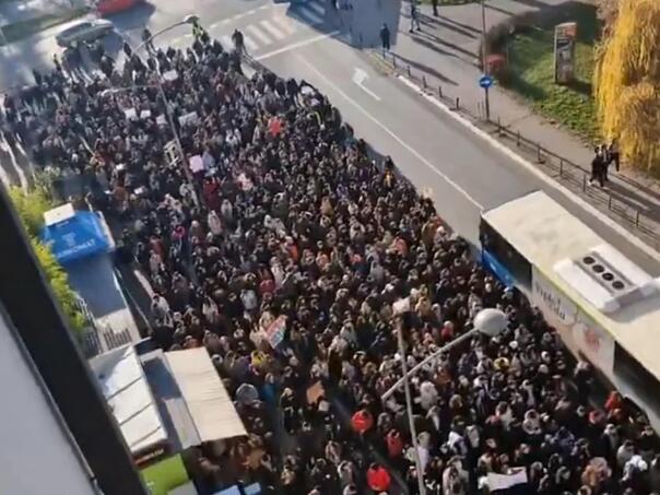 Novi Sad na nogama: Studenti u masovnom protestu