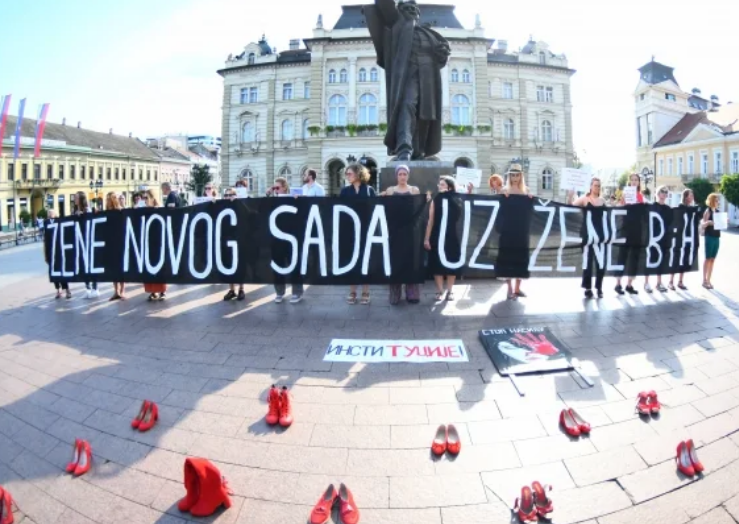 Novi Sad: Performans u znak podrške ženama iz BiH