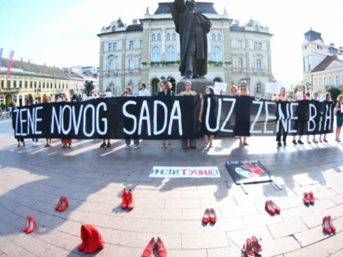 Novi Sad: Performans u znak podrške ženama iz BiH