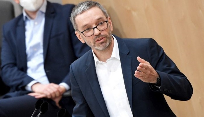Novi šef austrijske krajnje desnice poznat po izjavama protiv migranata i islama
