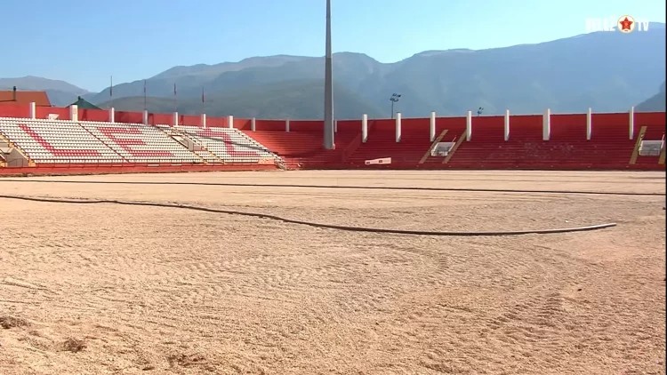 Novi skandal sa terenima u BiH: Lažno predstavljanje i pokušaj podvale izvođača?
