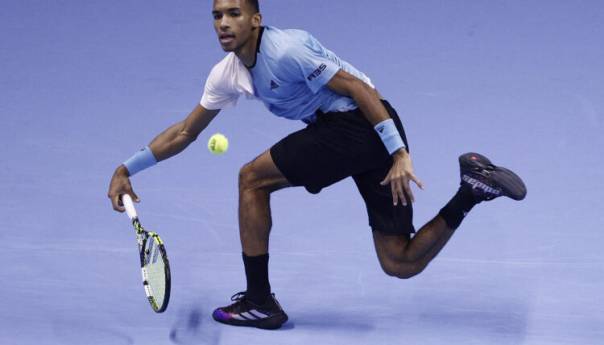 Novi šok za Nadala: Auger-Aliassime savladao Španca u Torinu