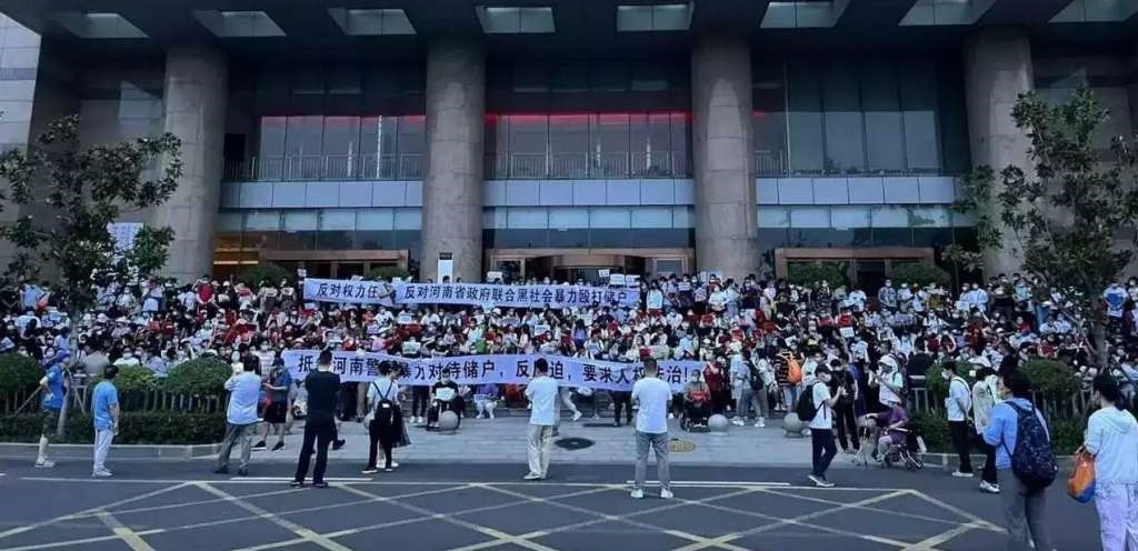 Novi sukobi u južnoj Kini, vlasti upozoravaju na 'slamanje' protesta