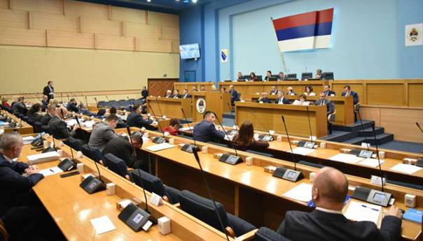 Novi udar na BiH: RS usvojila zakon o nepokretnoj imovini!