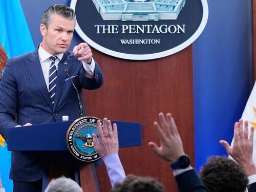 Novi udar na medije: Pentagon uvodi strogi nadzor nad novinarima