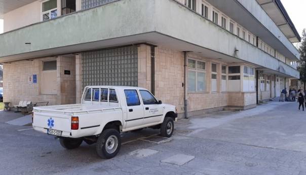 Novih sedam pozitivnih osoba na koronavirus u USK-u