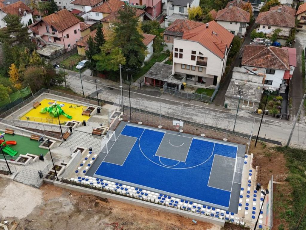 Novo dječije igralište otvoreno na Šipu: Siguran prostor za igru i rekreaciju
