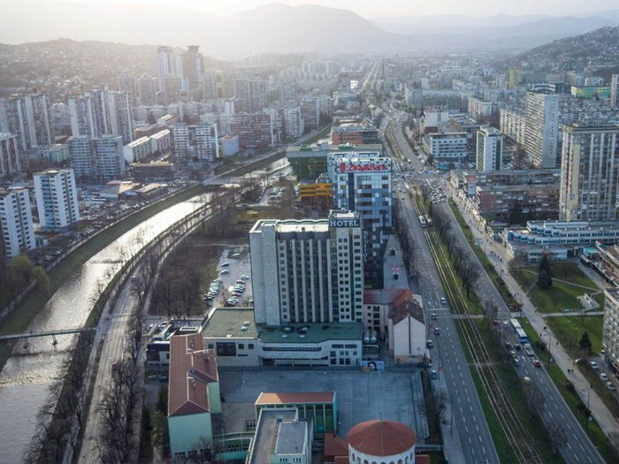 Novo Sarajevo uvodi novi režim parkiranja: Stanari bi plaćali 100 KM godišnje?