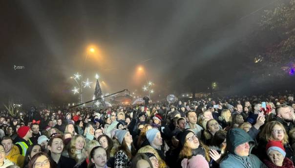 Novogodišnja noć u Zenici i ZDK protekla bez incidenata i saobraćajnih nesreća