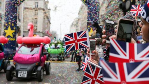 Novogodišnja parada u Londonu: Defile šarenila, pjesme i plesa