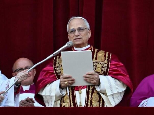 Novoizabrani papa otvoreno govorio protiv Trumpove politike prema migrantima