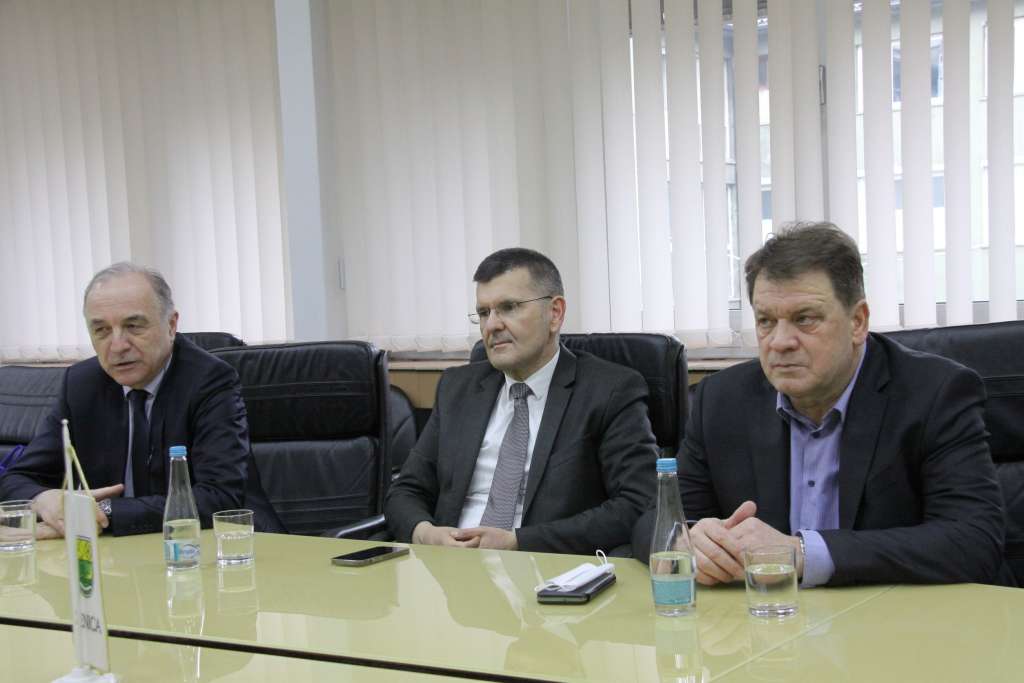 NS BiH najavio gradnju novih travnatih terena i smještajnih kapaciteta