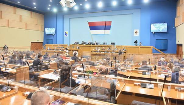 NS RS o pismu visokog predstavnika 27. aprila