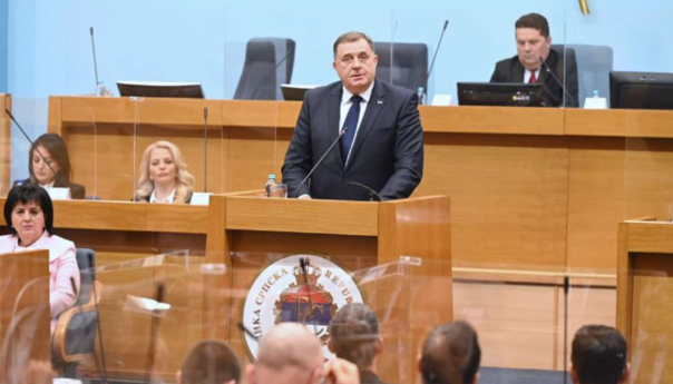 NSRS danas o kriminalizaciji klevete, najavljen protest