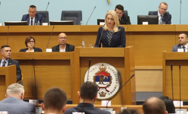 NSRS: Državljani Kosova neće moći u BiH s ličnim kartama