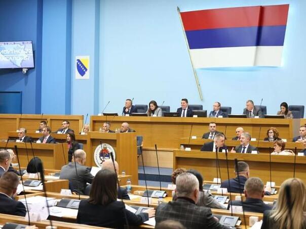 NSRS nije usvojila dnevni red, mljekari ponovo izigrani