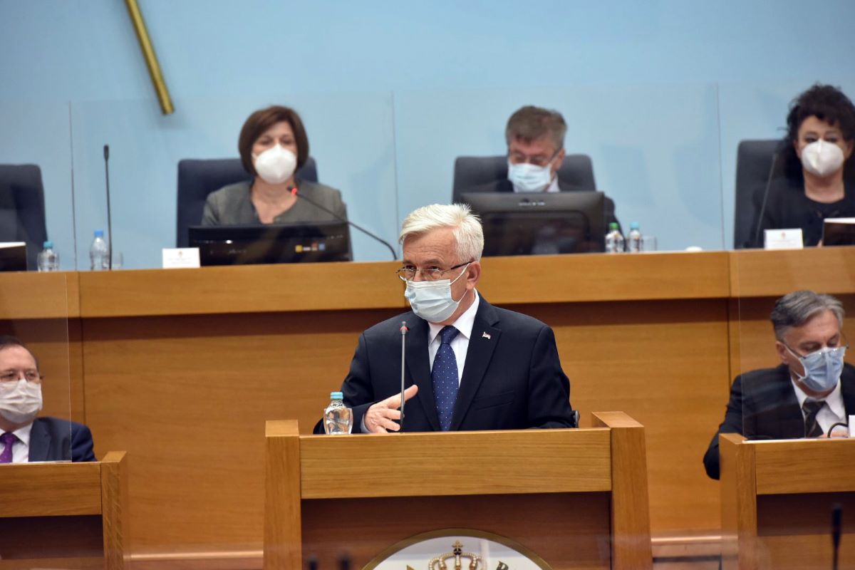 NSRS o zahtjevu Inzka da se oduzmu priznanja zločincima