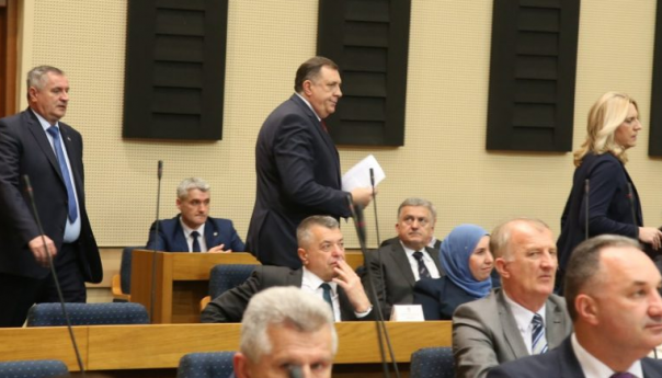 NSRS bira delegate za Dom naroda BiH, Dodik traži 'četvrtog'