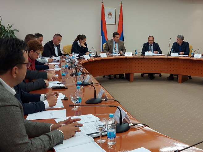 NSRS sutra o povlačenju iz OSBiH, UIO i Ustavnog suda