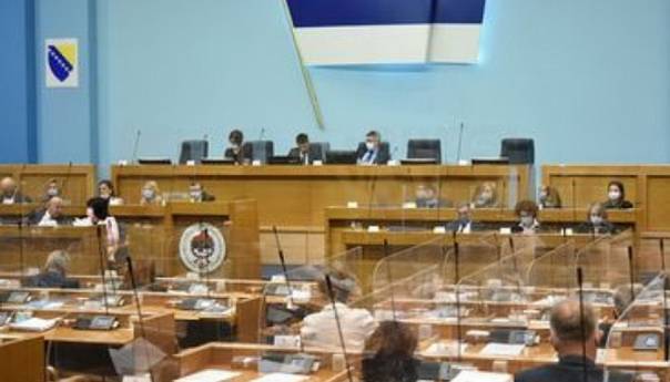 NSRS usvojila Nacrt zakona o VSTS-u i zakon o imovini