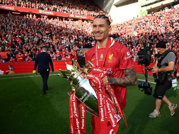 Nunez na radaru Contea i Napolija