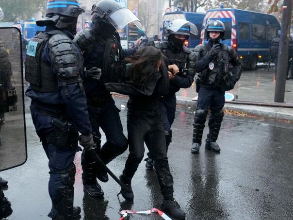 Nunez odbacio optužbe da je francuska policija štitila krajnje desne grupe