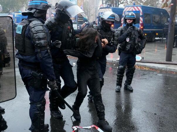 Nunez odbacio optužbe da je francuska policija štitila krajnje desne grupe