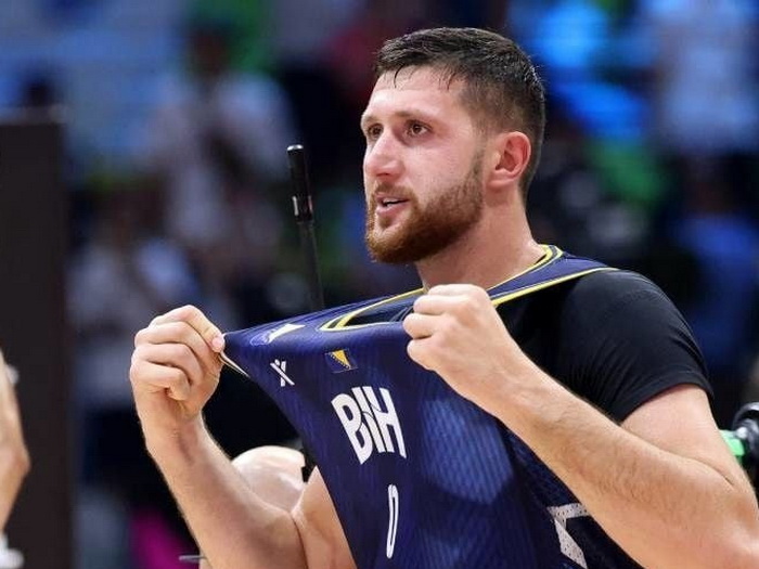 Nurkić ponovo pokazao veliko srce: 100 tona hrane za najugroženije