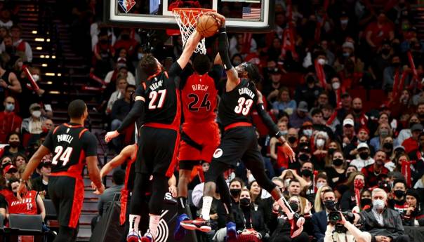 Nurkić prvi skakač utakmice u pobjedi Portlanda, Luka Garza solidan u porazu Detroita