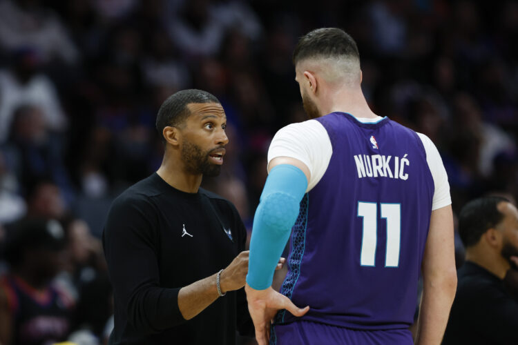 Nurkić solidan, ali Hornetsi ne mogu zaustaviti niz poraza 