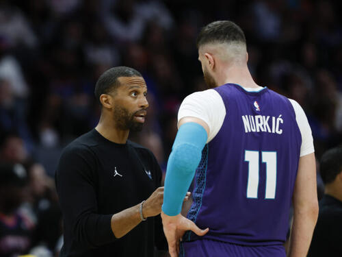 Nurkić solidan, ali Hornetsi ne mogu zaustaviti niz poraza