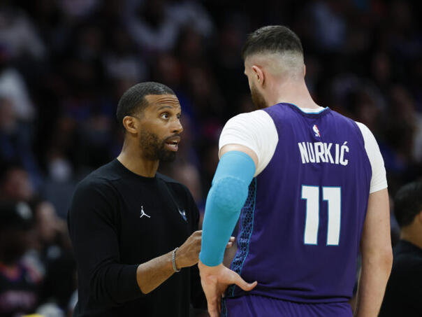 Nurkić solidan, ali Hornetsi ne mogu zaustaviti niz poraza