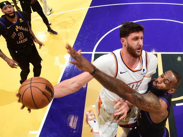 Nurkić solidan u pobjedi nad Lakersima, dominirao Beal