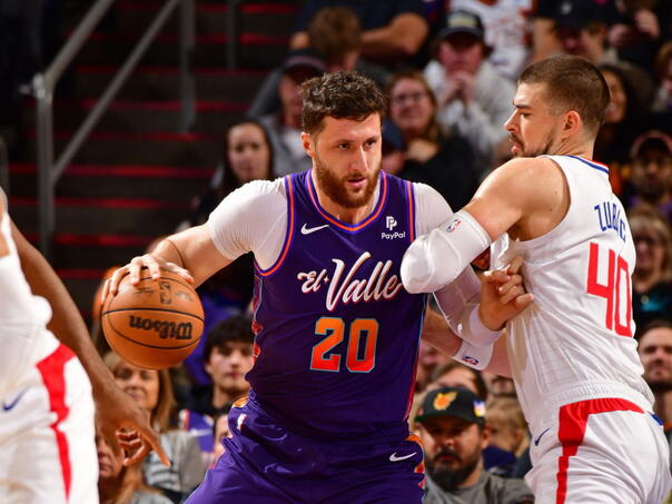 Nurkić solidan u porazu Sunsa