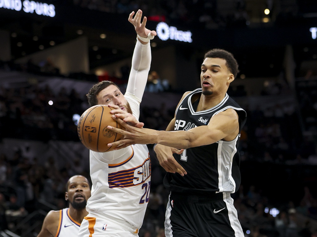 Nurkić zaustavio Wembanyamu u pobjedi Phoenixa nad San Antoniom