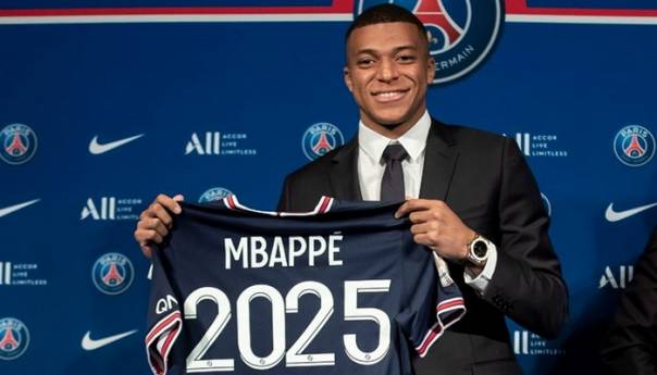 NYT objavio koliko je Mbappe zaradio potpisivanjem ugovora s PSG-om