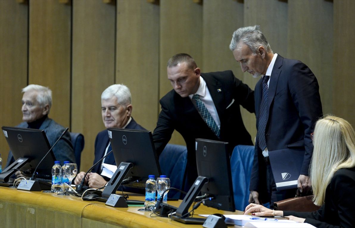 Oba doma: Državni parlament zakazao sjednice o EU zakonima