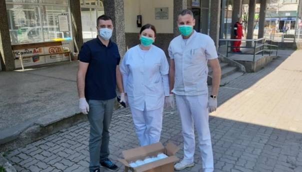 Obavezna upotreba maski i na svim javnim prostorima u TK