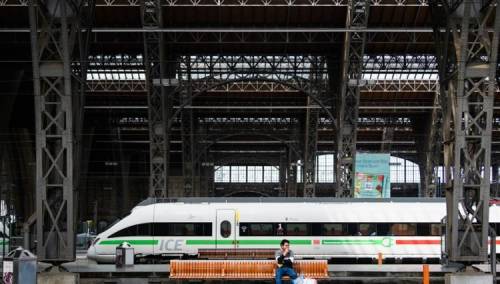 Obavezni dvosedmični karantin za sve koji dolaze u Njemačku