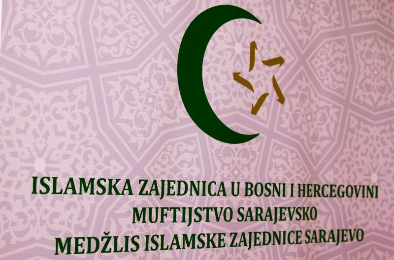 Obavještenje o organizaciji džuma-namaza u dva termina
