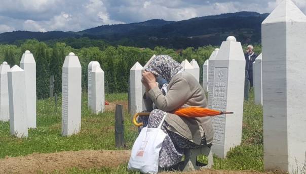 Obavljena kolektivna dženaza za pet žrtava zločina u Zvorniku