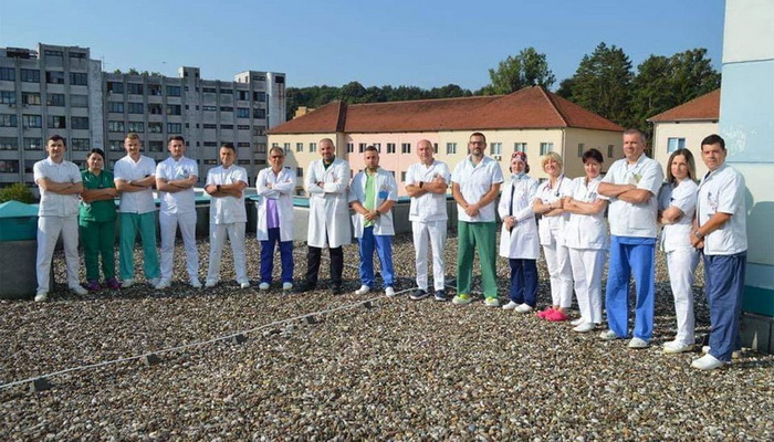 Obavljene tri operacije na otvorenom grudnom košu kod budnih pacijenata