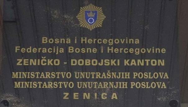 Obdukcija će utvrditi da li je pronađeni izgorjeli leš šumara iz Kaknja