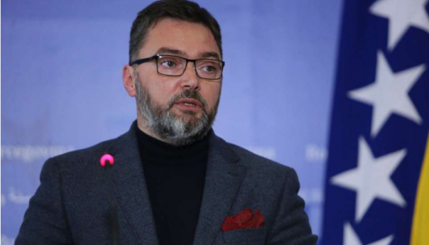 Obezbijediti kontinuitet odluke o zabrani izvoza drvnih sortimenata