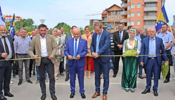 Obilježen Dan oslobođenja Kalesije koja je prvi oslobođeni grad u BiH